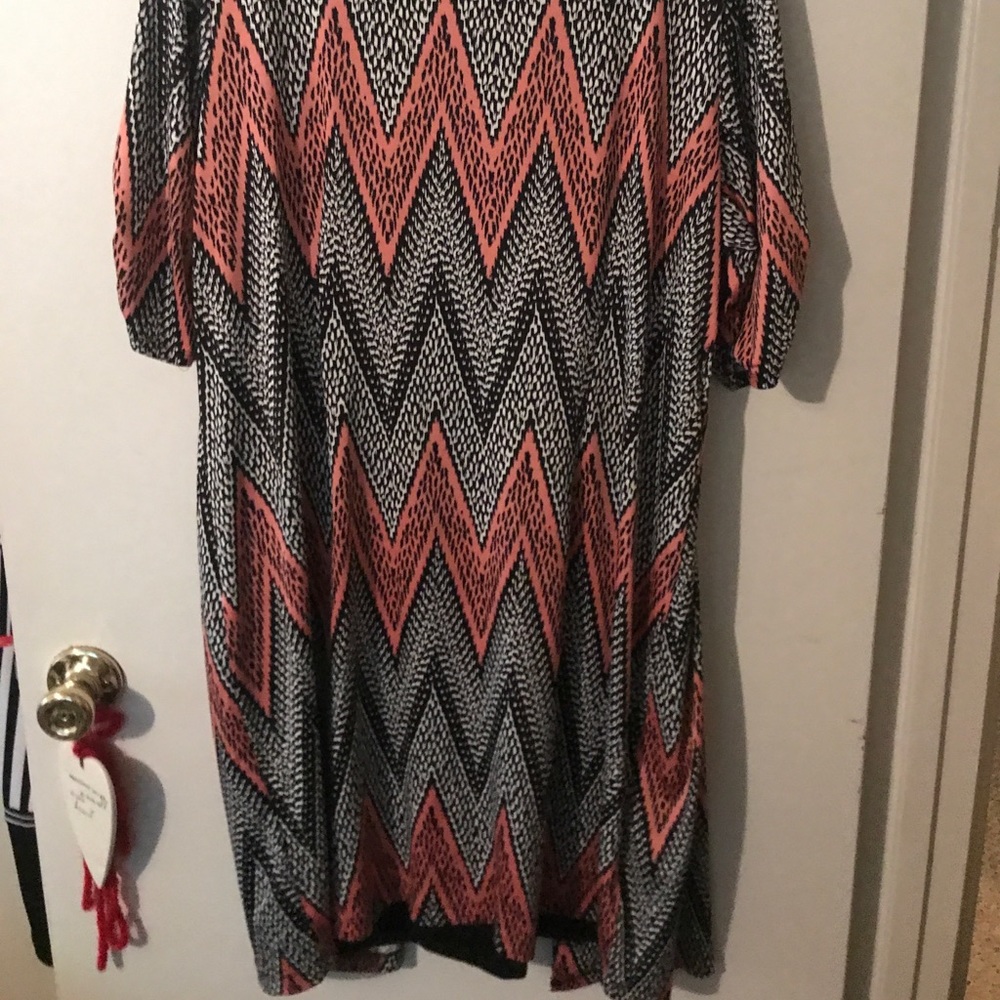 Dress - Picture 2 of 3